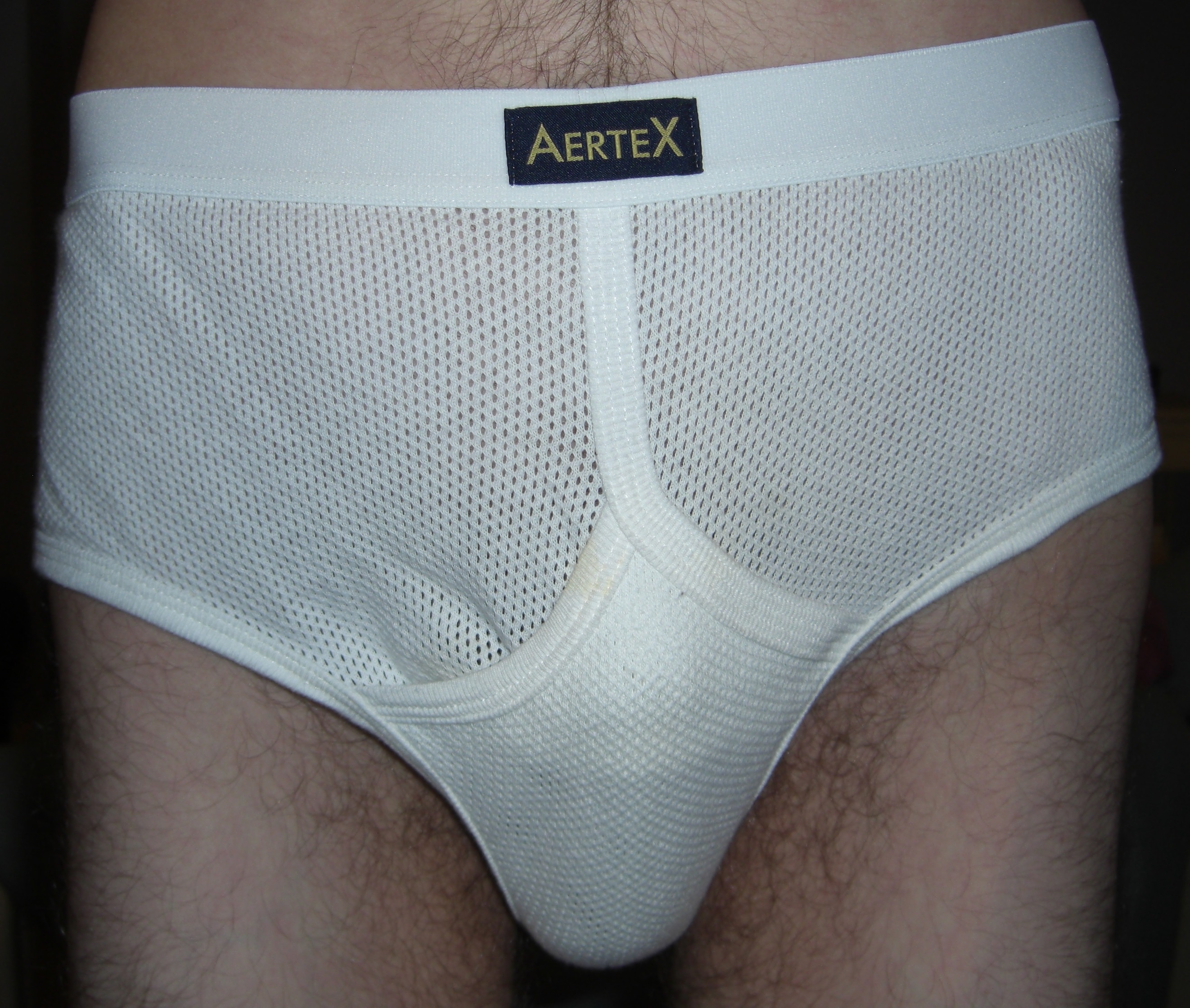 Le slip kangourou à poche blanc taille haute